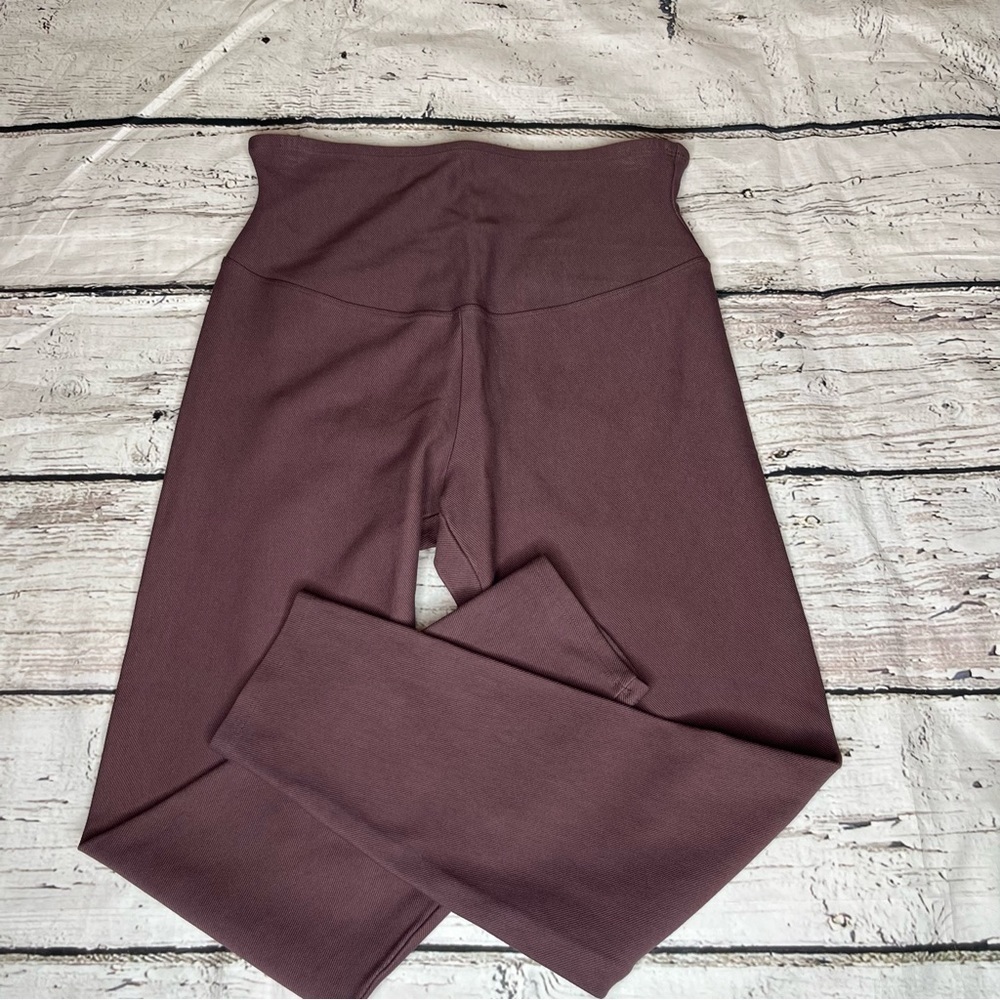 Yummie by Heather Thomson Leggings Size L